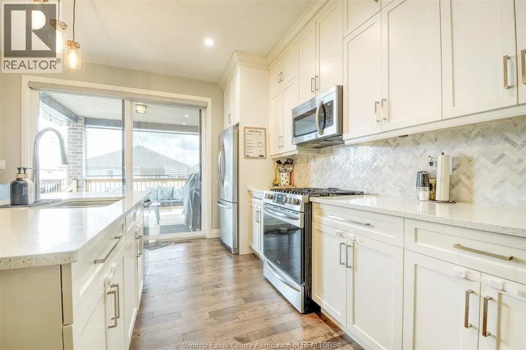 234 Mullen CRESCENT