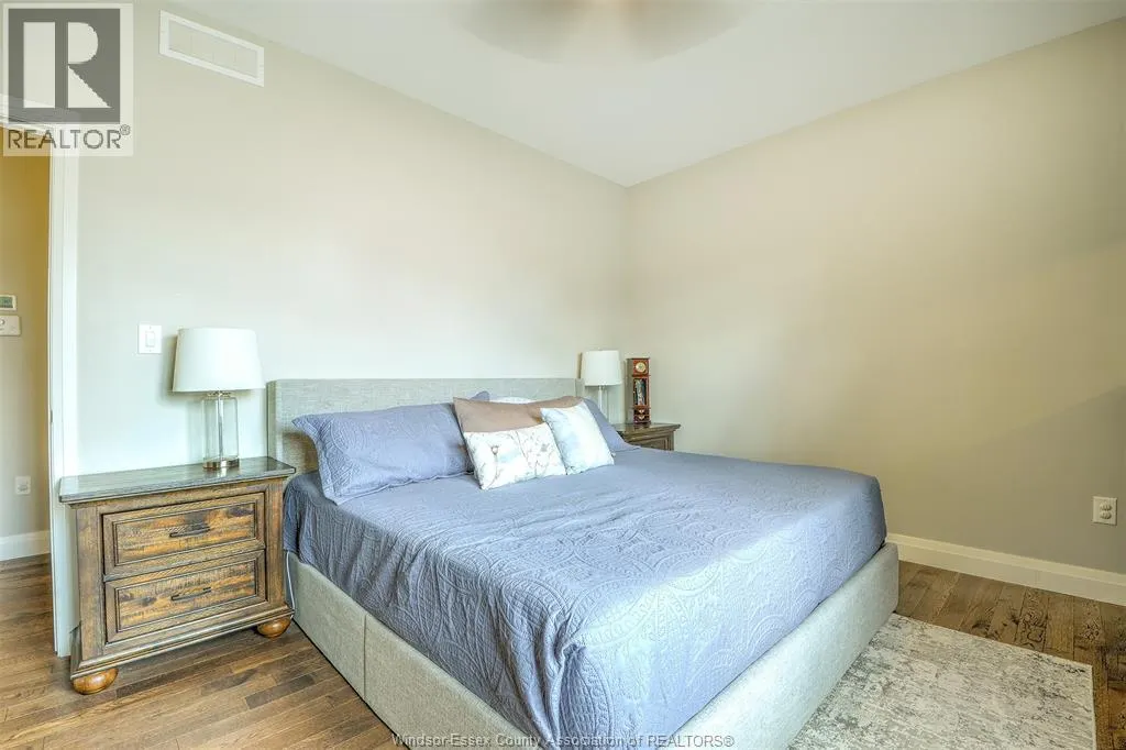 234 Mullen CRESCENT