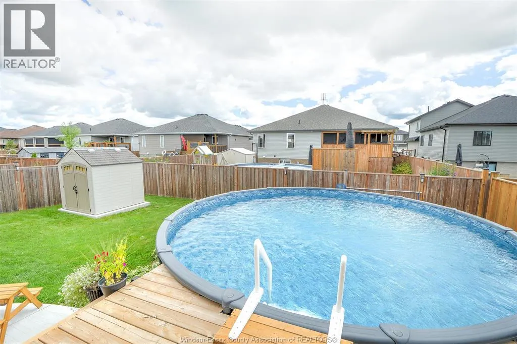 234 Mullen CRESCENT