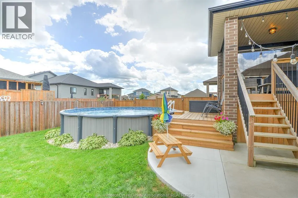 234 Mullen CRESCENT