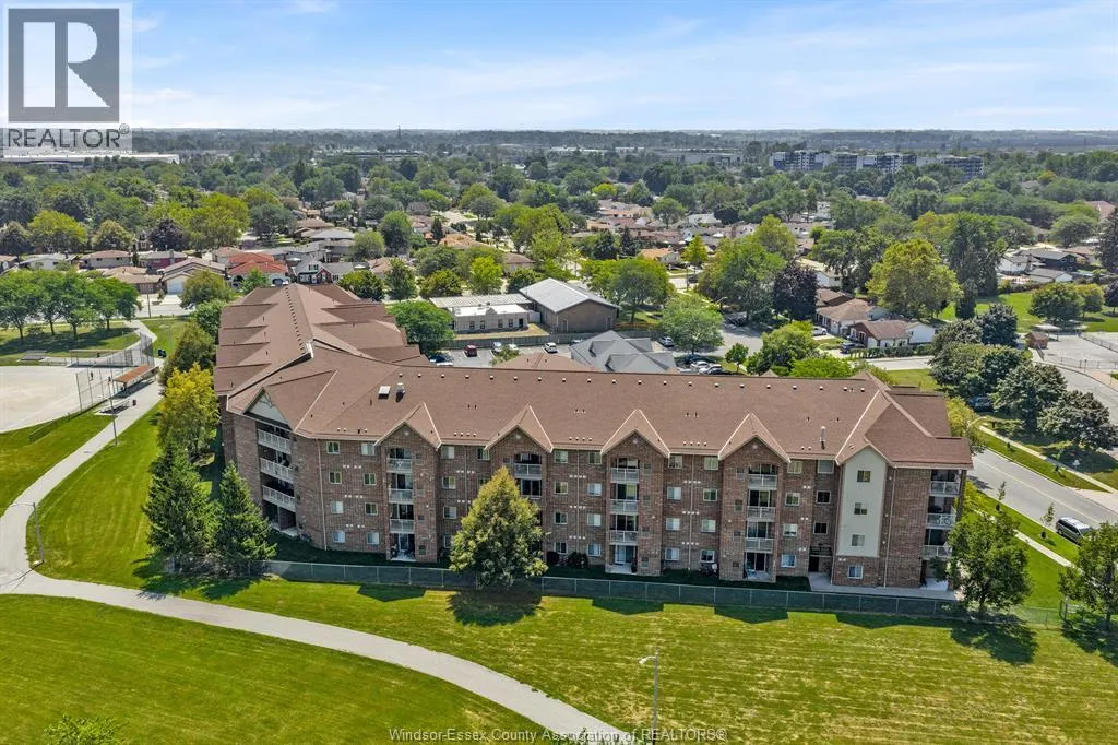 3160 WILDWOOD