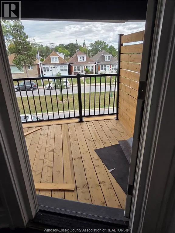 1178 GILES BOULEVARD East Unit# 6