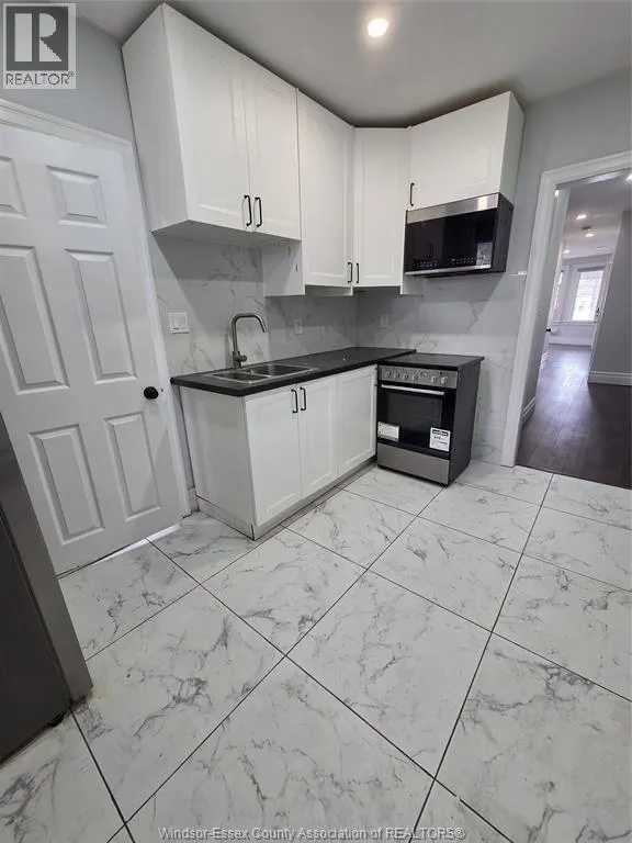 1178 GILES BOULEVARD East Unit# 6
