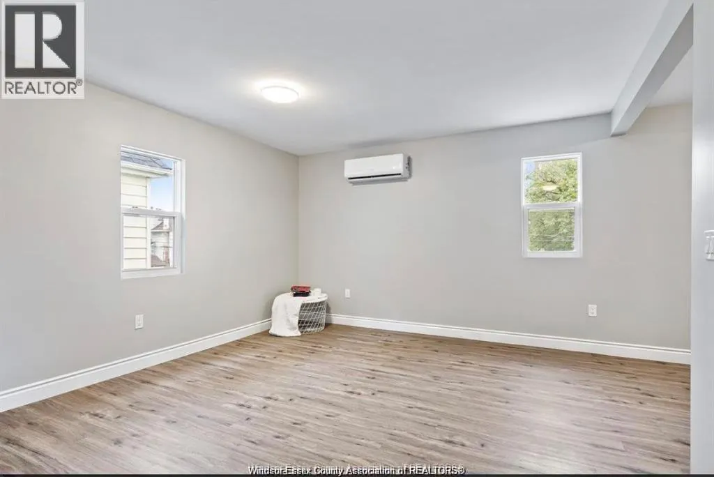 746 DOUGALL AVENUE Unit# UPPER