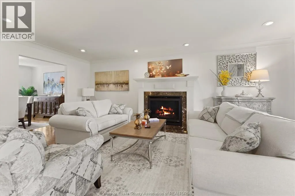 14035 RIVERSIDE DRIVE East