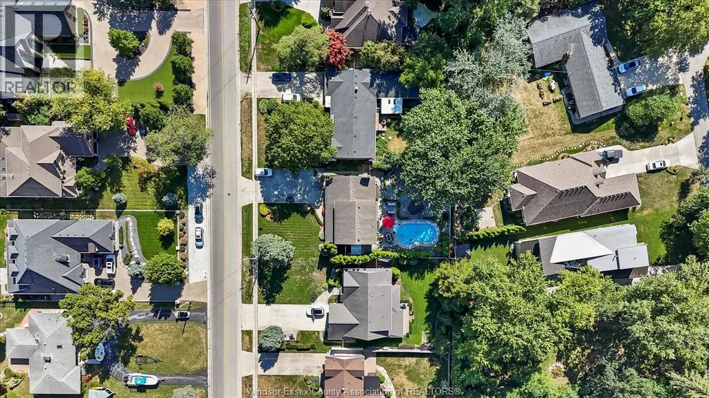 14035 RIVERSIDE DRIVE East