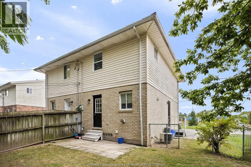 206-208 ARTHUR North