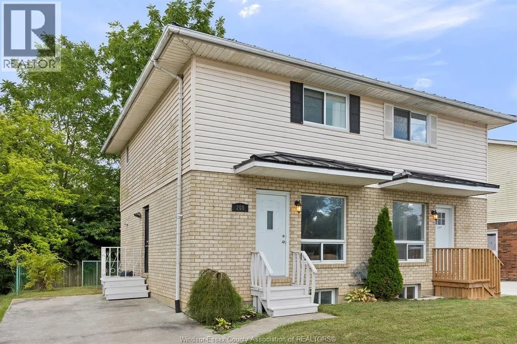 206-208 ARTHUR North