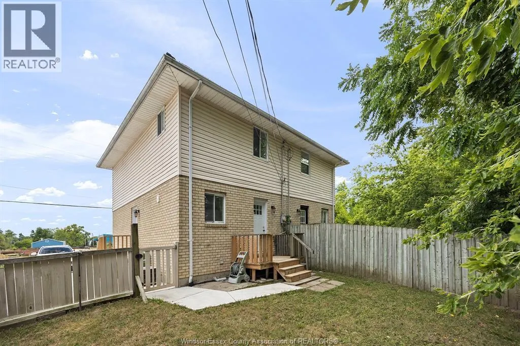 206-208 ARTHUR North
