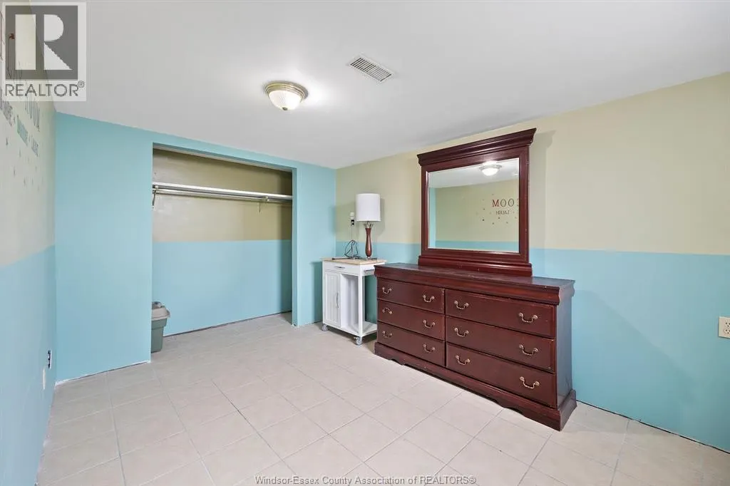 206-208 ARTHUR North