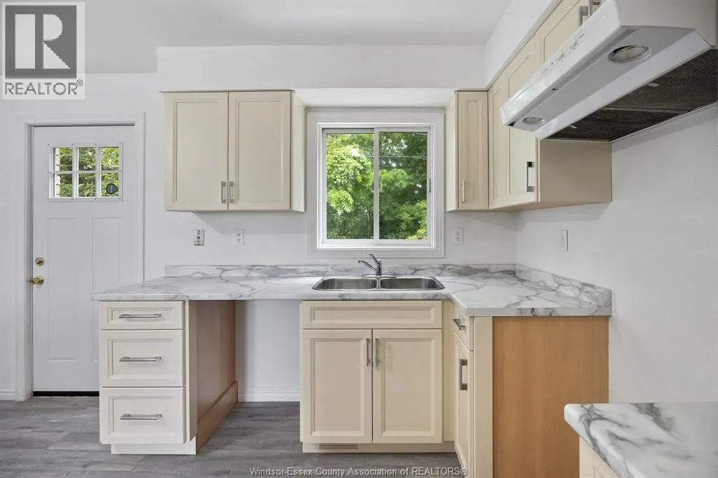 206-208 ARTHUR North