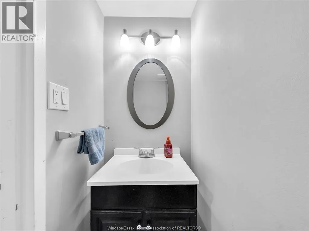9384 ESPLANADE Unit# 3