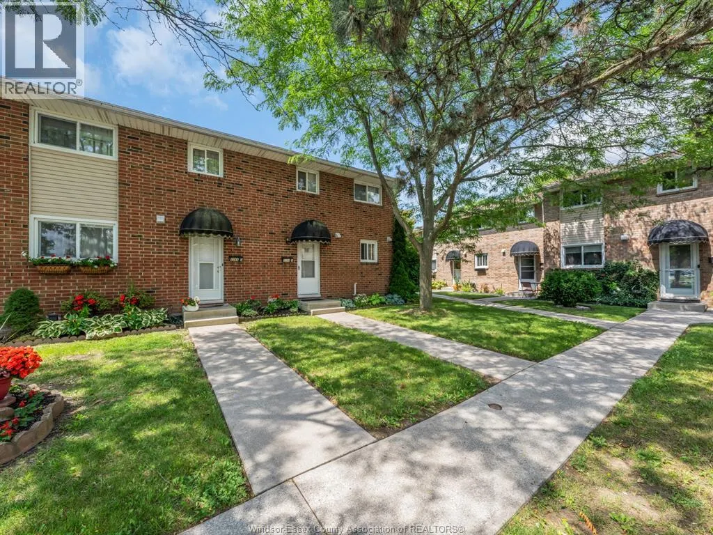 9384 ESPLANADE Unit# 3