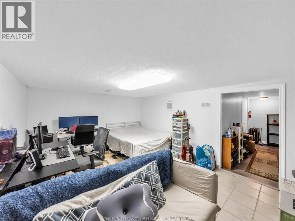 9384 ESPLANADE Unit# 3