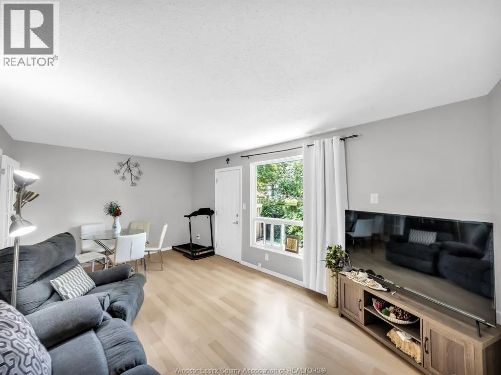 9384 ESPLANADE Unit# 3