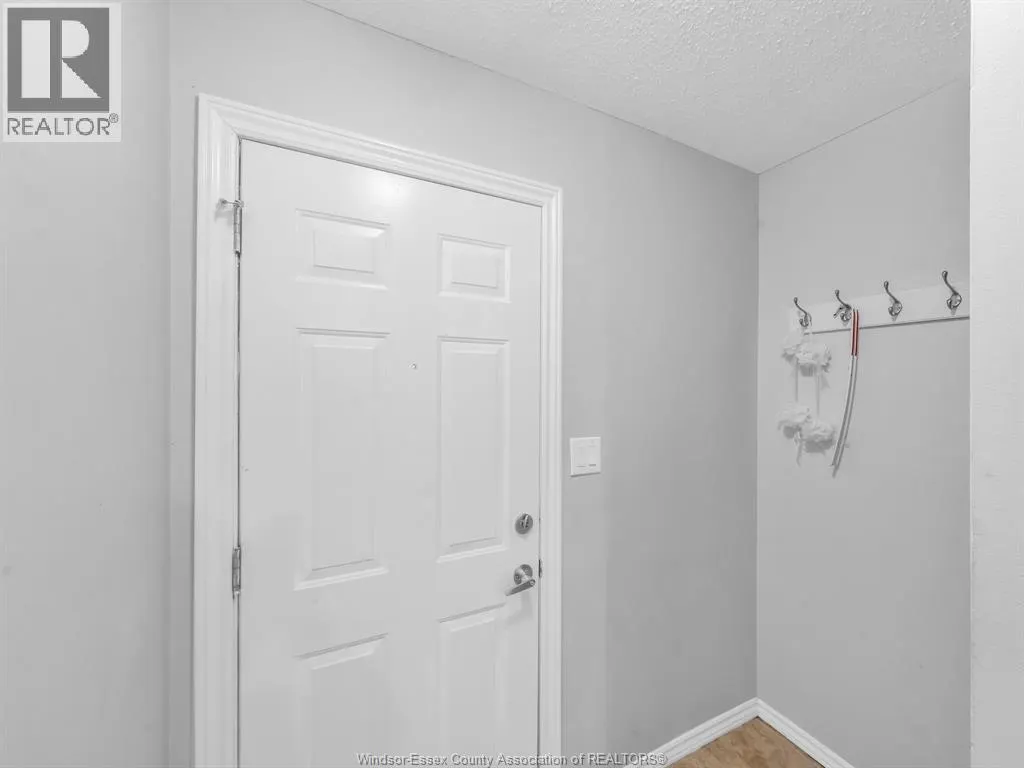 9384 ESPLANADE Unit# 3