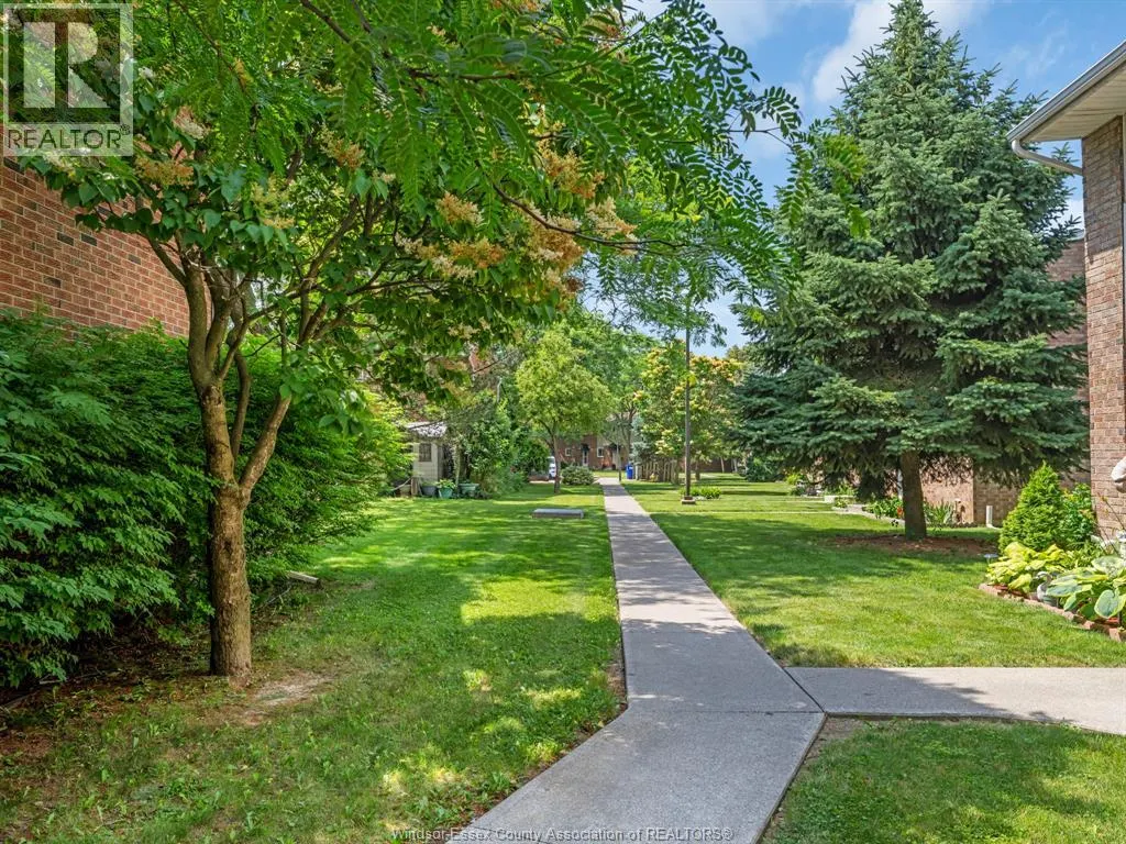 9384 ESPLANADE Unit# 3