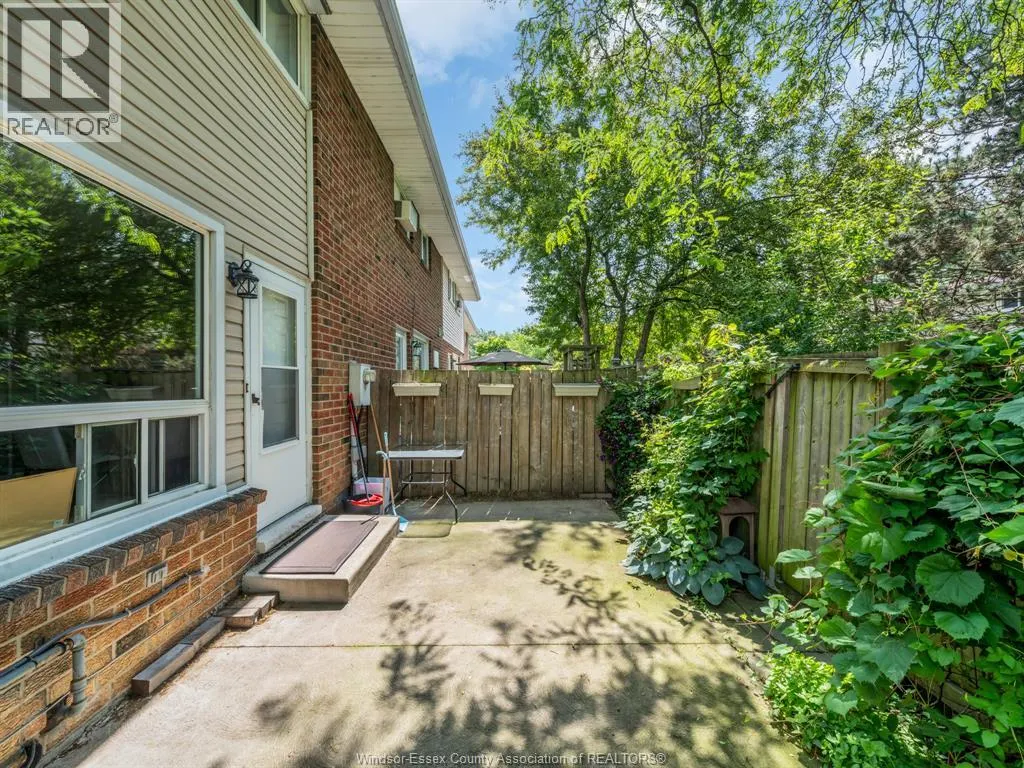 9384 ESPLANADE Unit# 3