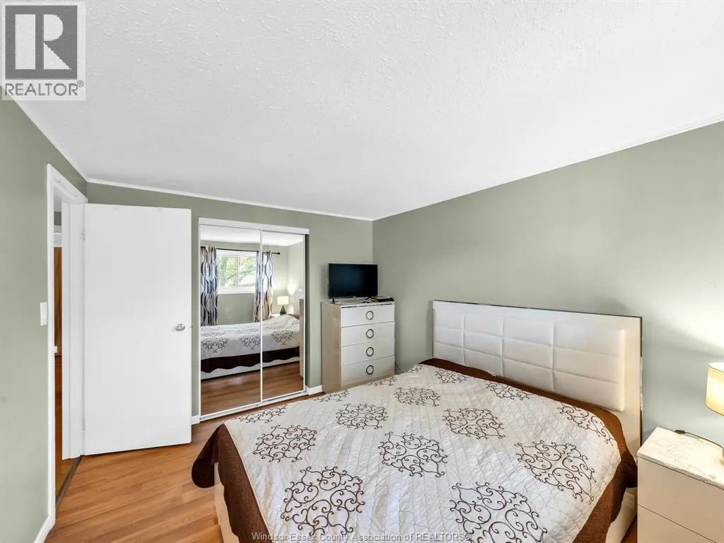 9384 ESPLANADE Unit# 3