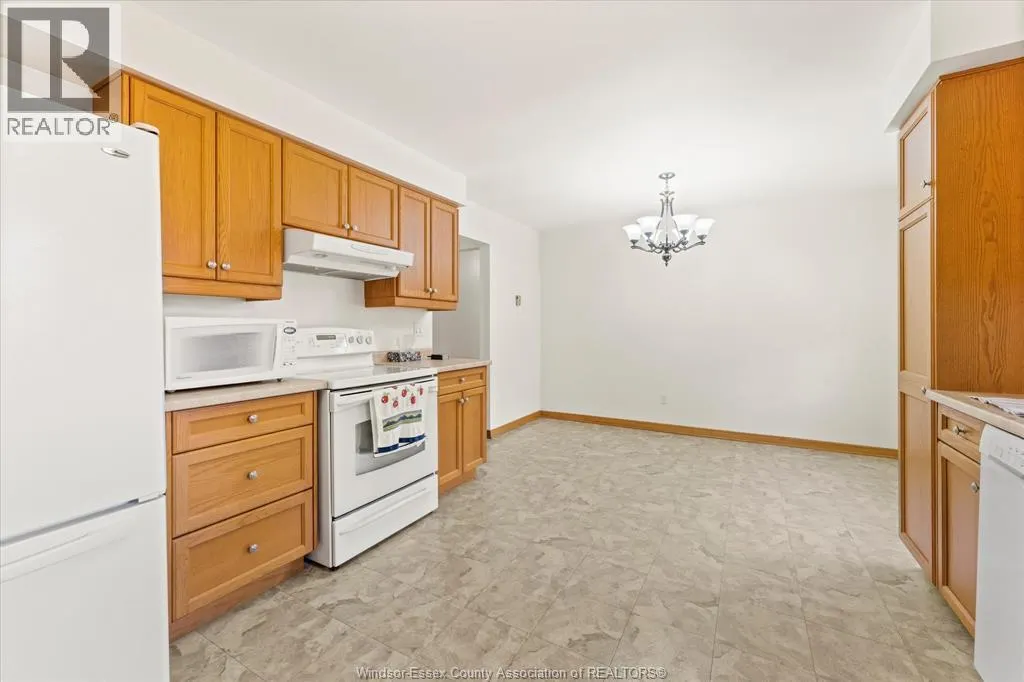3939 BORRELLI