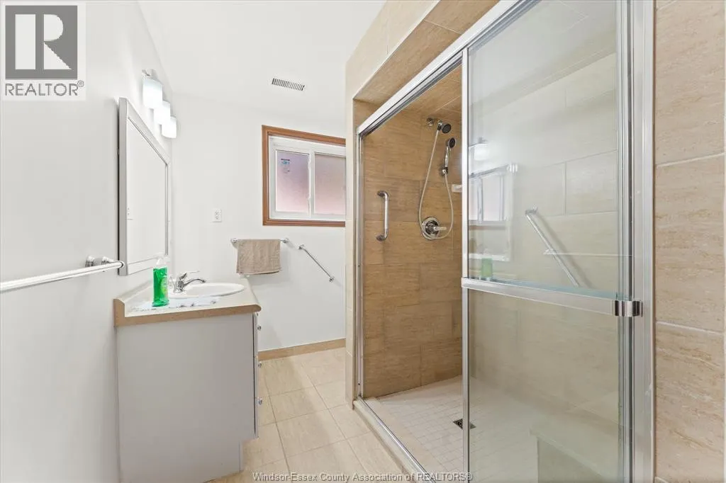 3939 BORRELLI