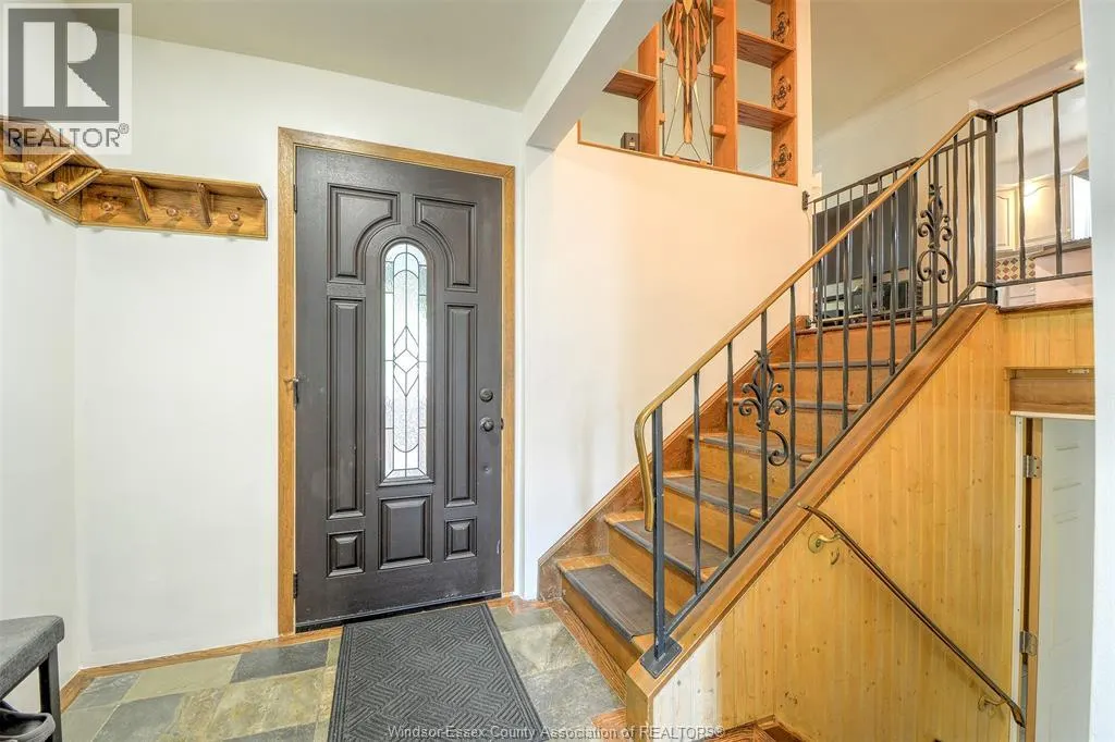 9715 OSBORN