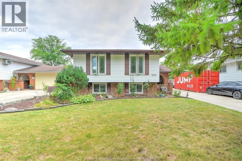 9715 OSBORN