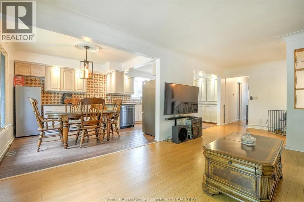 9715 OSBORN
