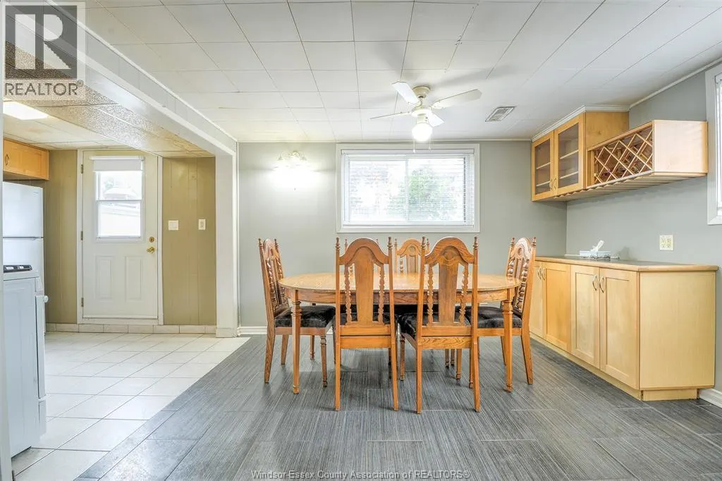9715 OSBORN
