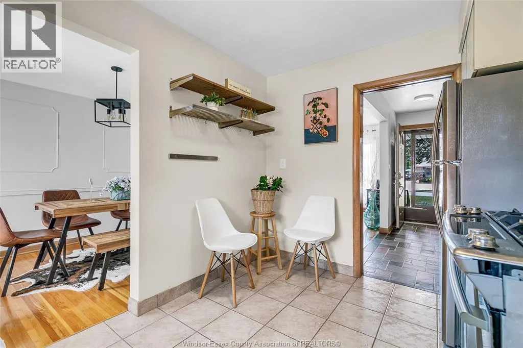4132 MOUNT ROYAL