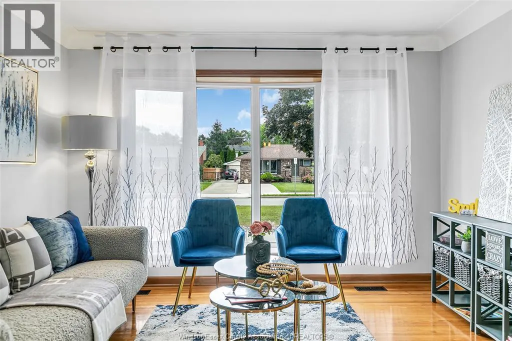 4132 MOUNT ROYAL
