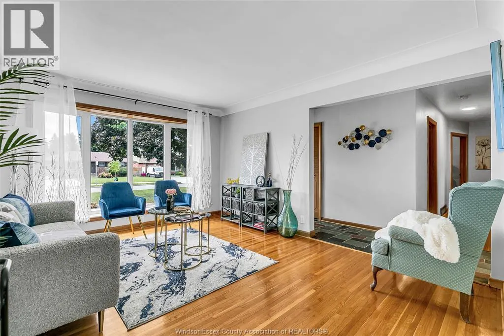 4132 MOUNT ROYAL