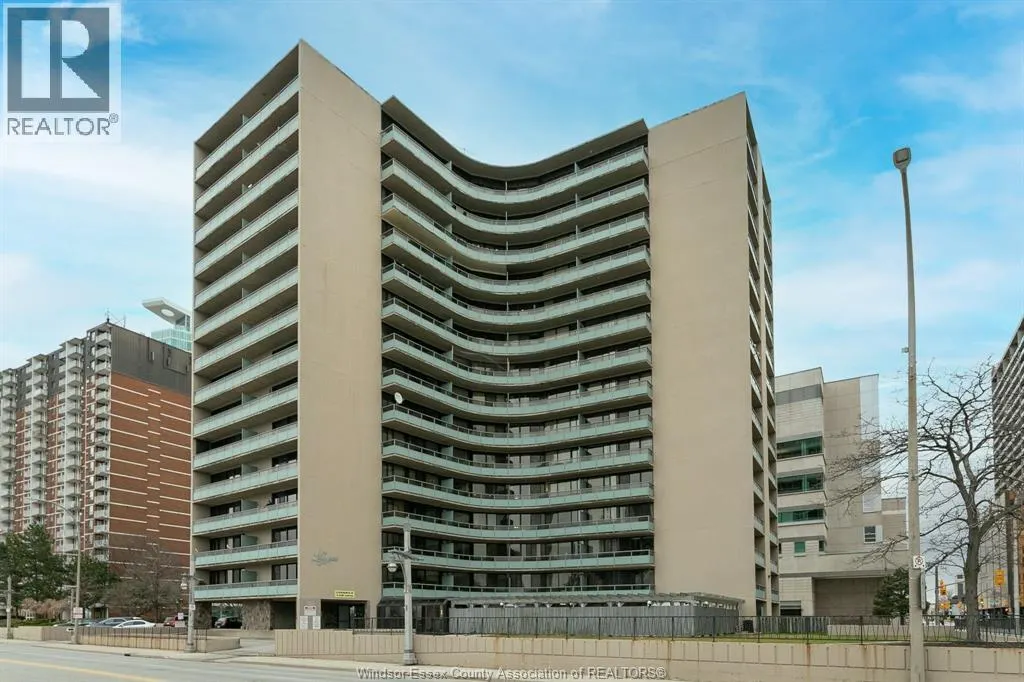 111 RIVERSIDE DRIVE East Unit# 116