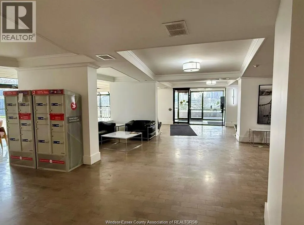 111 RIVERSIDE DRIVE East Unit# 116