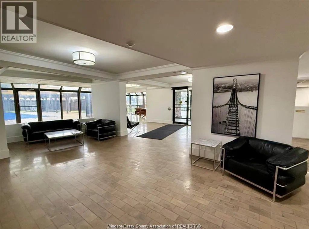 111 RIVERSIDE DRIVE East Unit# 116