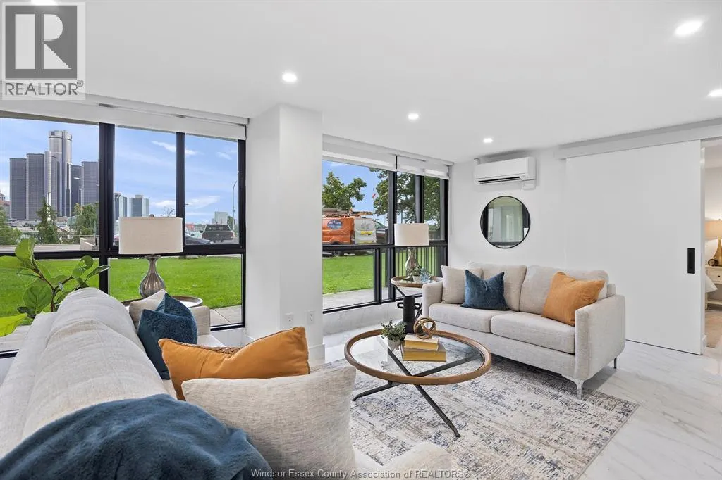 111 RIVERSIDE DRIVE East Unit# 116
