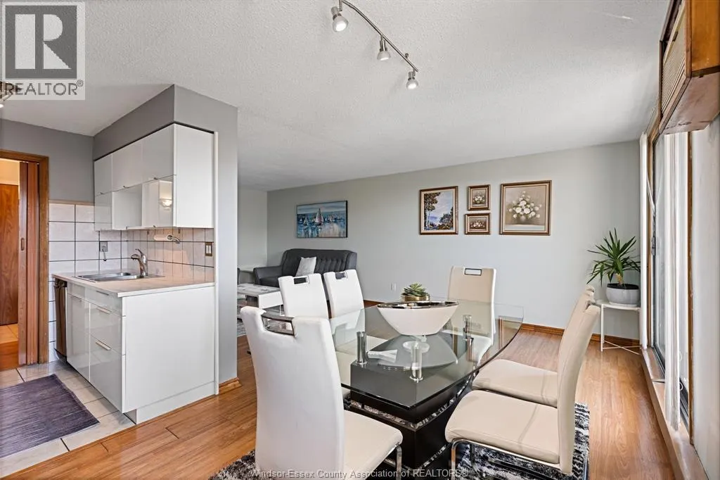 150 PARK STREET West Unit# 812