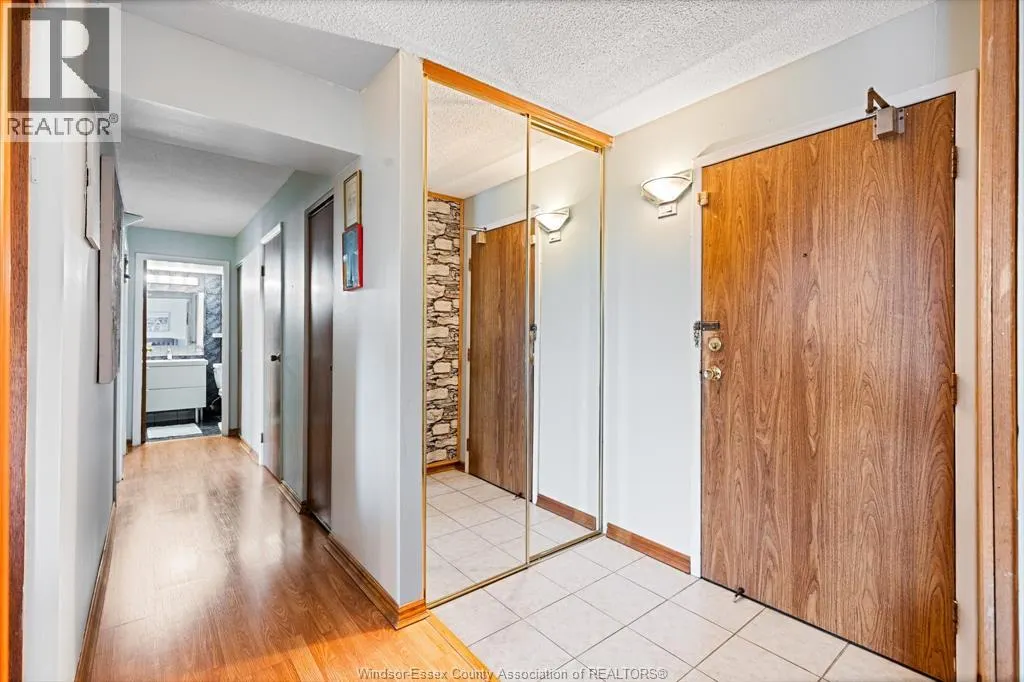 150 PARK STREET West Unit# 812