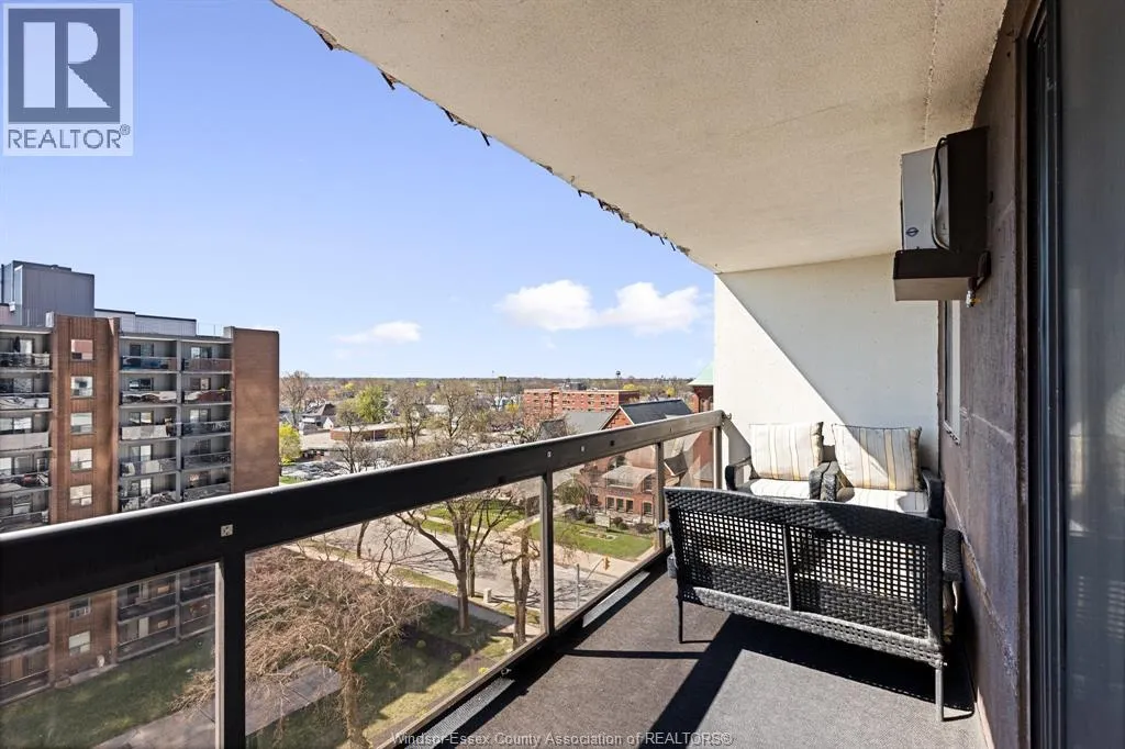 150 PARK STREET West Unit# 812