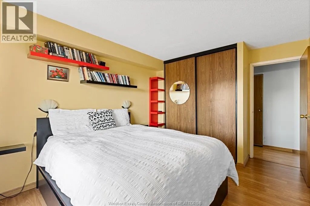 150 PARK STREET West Unit# 812