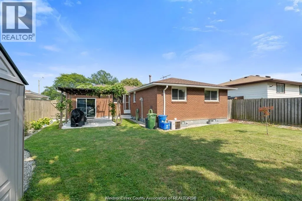 2891 FOREST GLADE DRIVE
