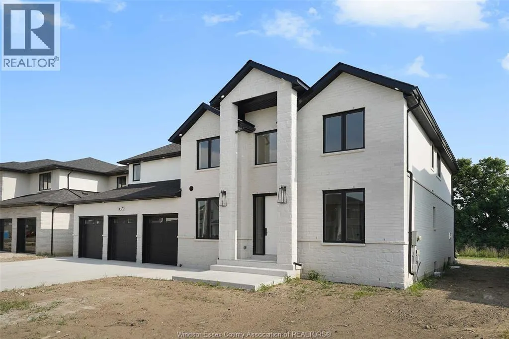 4370 CATERINA CRESCENT