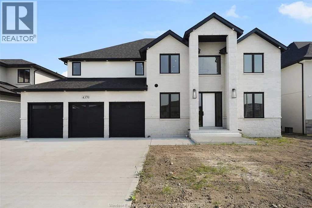 4370 CATERINA CRESCENT