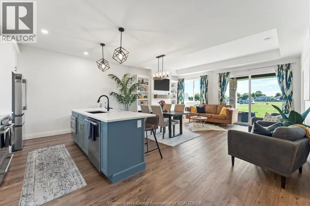 214 LIVINGSTONE CRESCENT