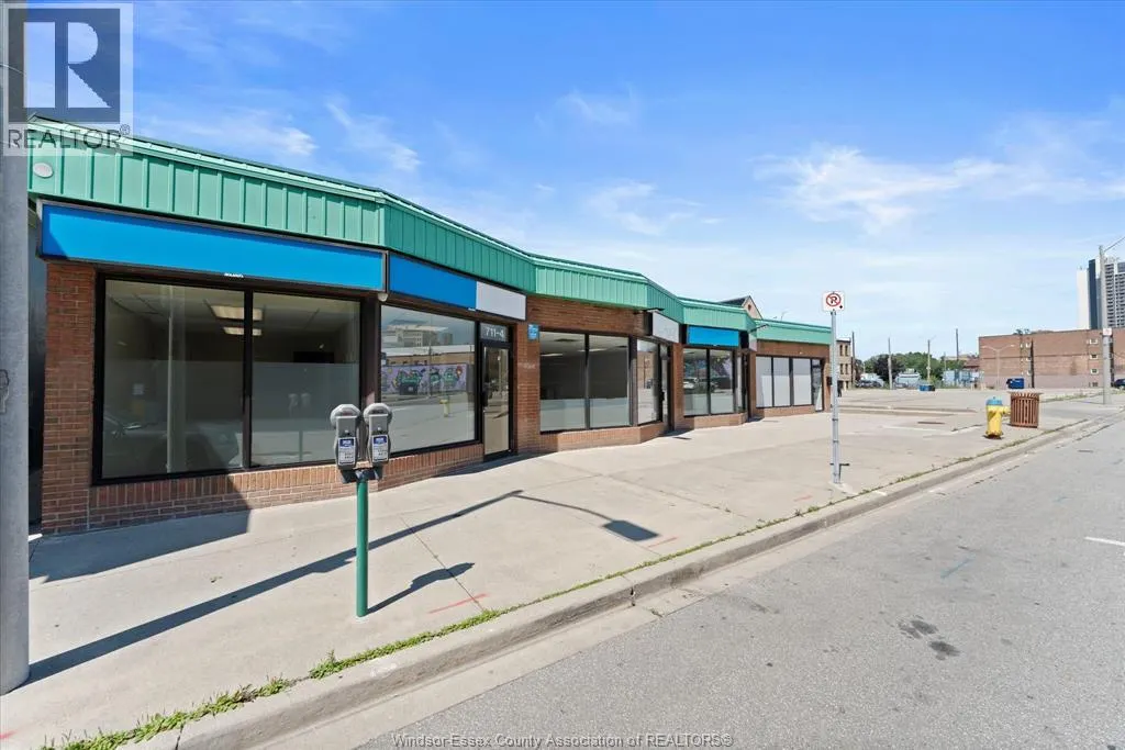 711 PELLISSIER STREET Unit# 1