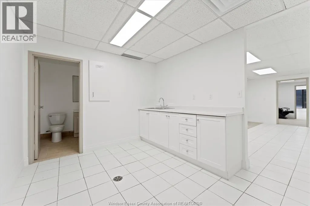 711 PELLISSIER STREET Unit# 1