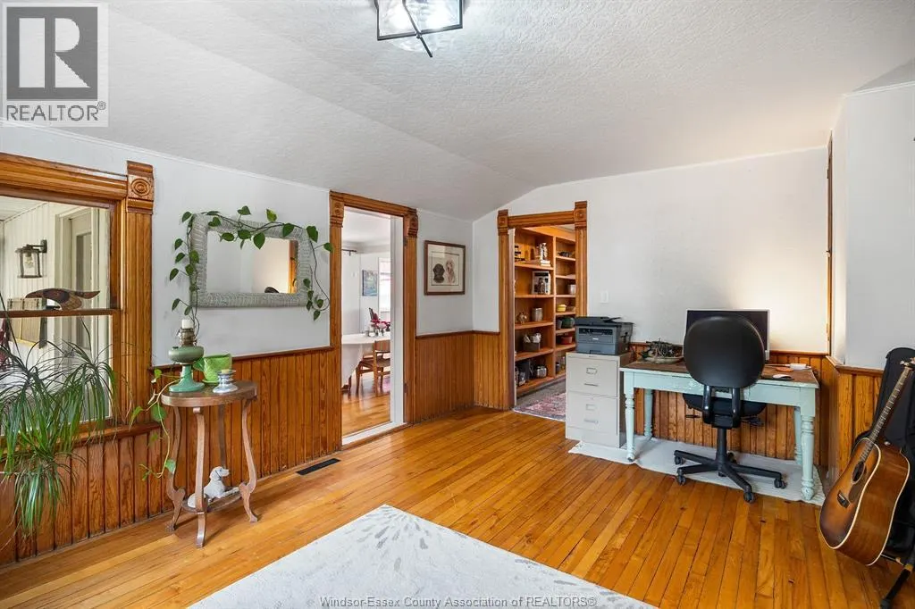 231 DIVISION STREET South