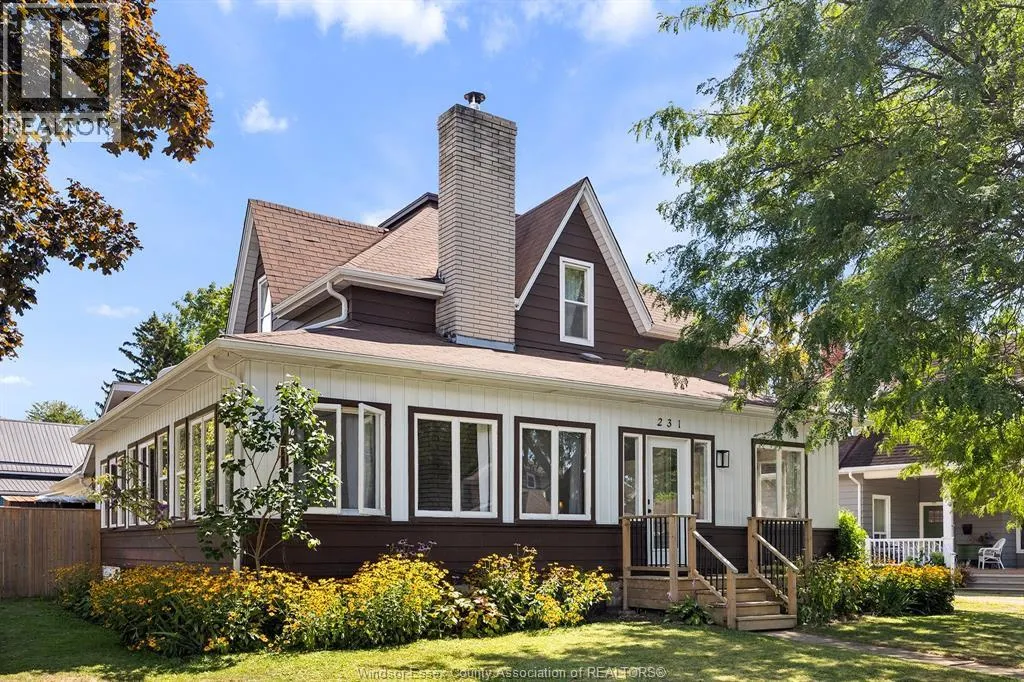 231 DIVISION STREET South