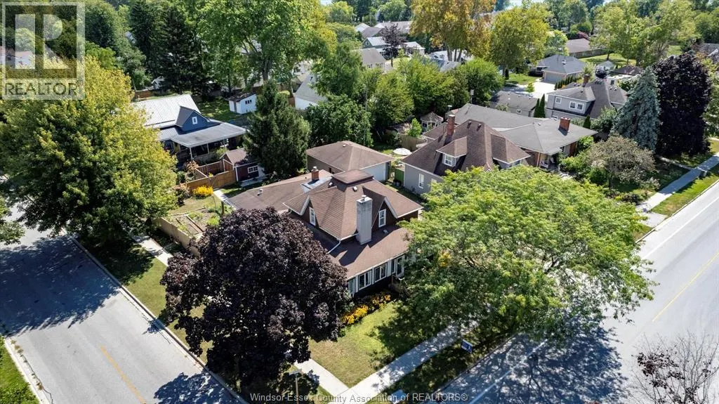 231 DIVISION STREET South