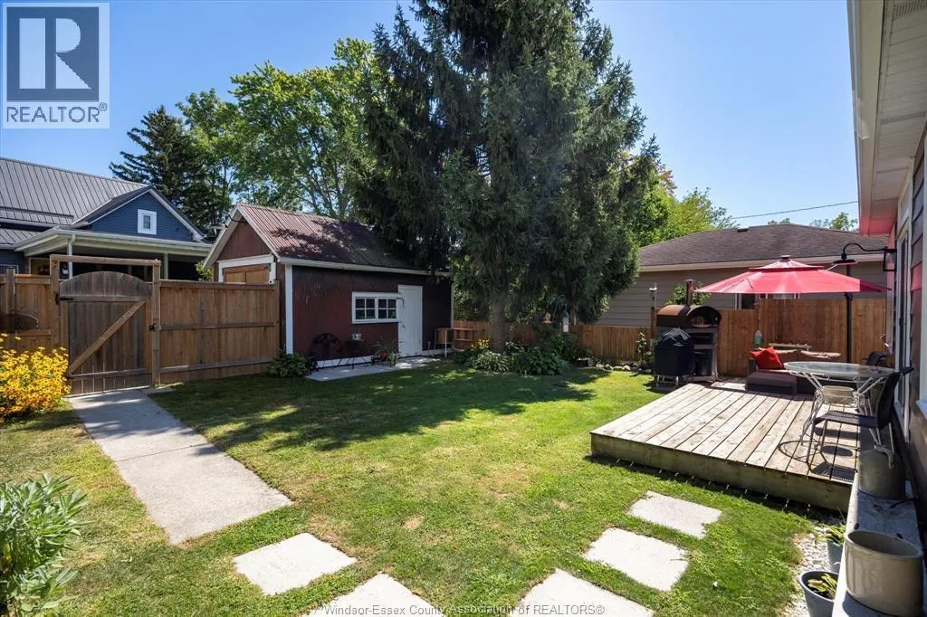 231 DIVISION STREET South